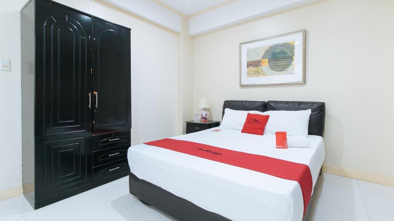 Reddoorz Plus @ Better Living Paranaque Paranaque City Ngoại thất bức ảnh