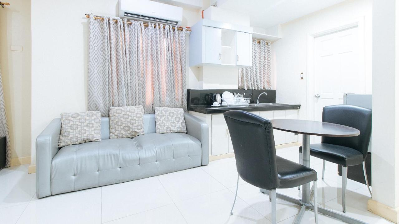 Reddoorz Plus @ Better Living Paranaque Paranaque City Ngoại thất bức ảnh