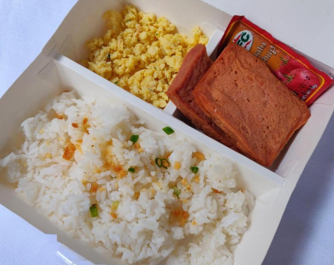 Reddoorz Plus @ Better Living Paranaque Paranaque City Ngoại thất bức ảnh